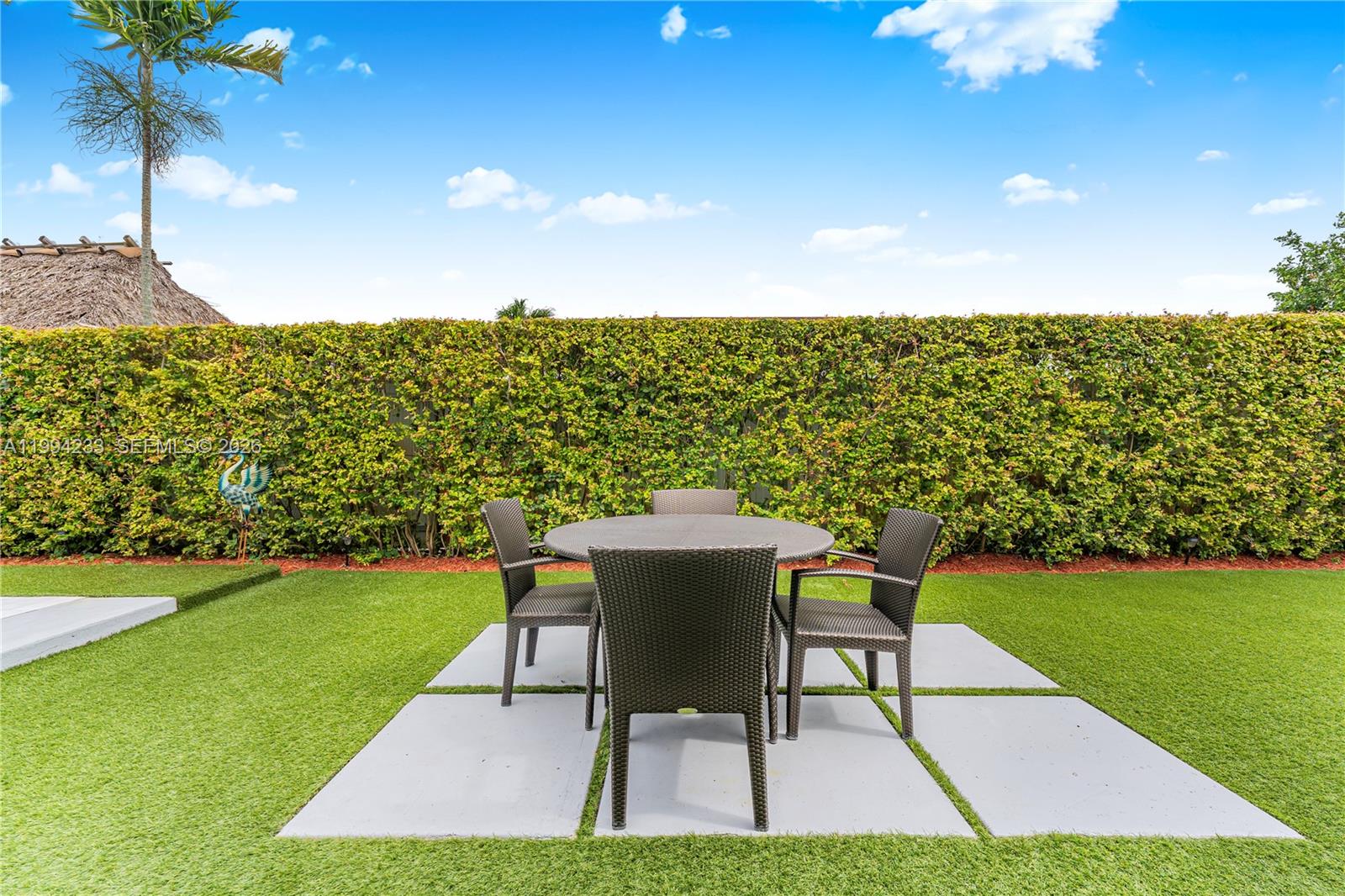 APACHE SUB - Residential Lease