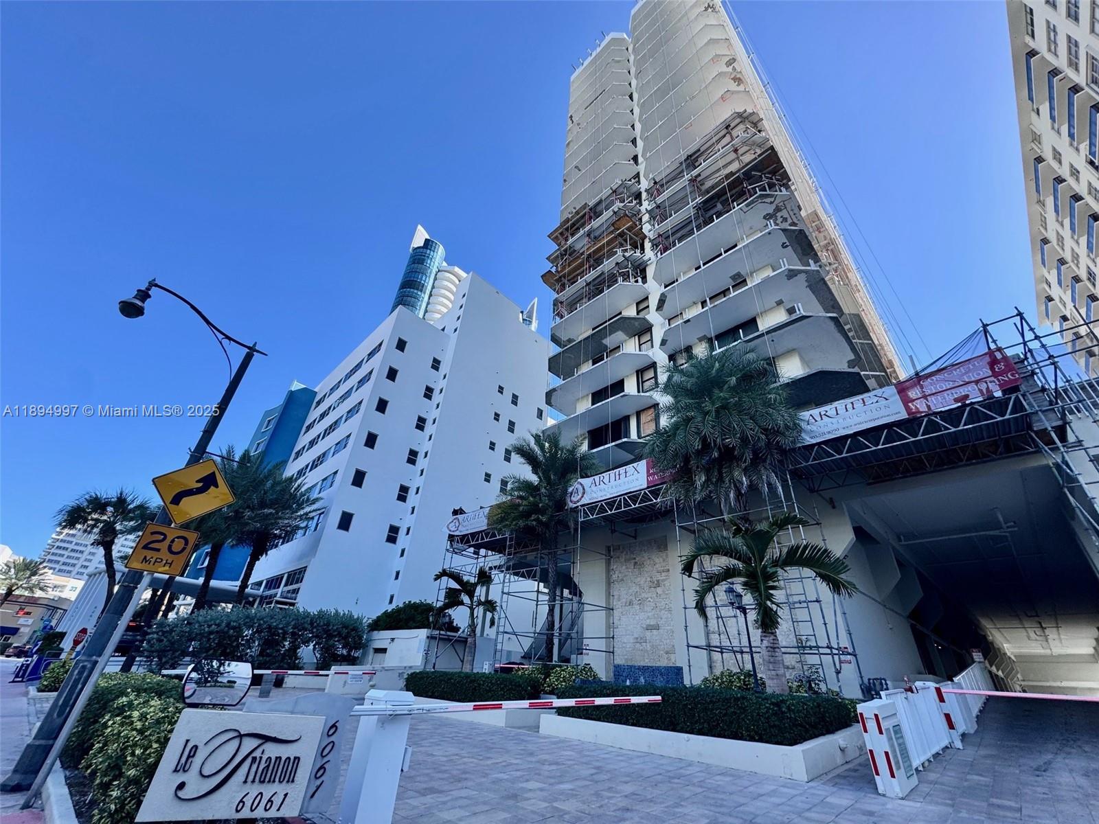 LE TRIANON CONDO - Residential Lease