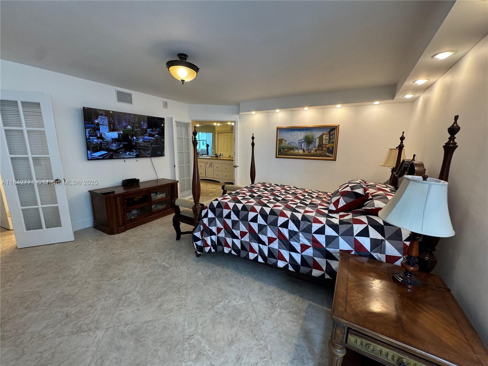 PARKER PLAZA CONDO ESTATE - Residential