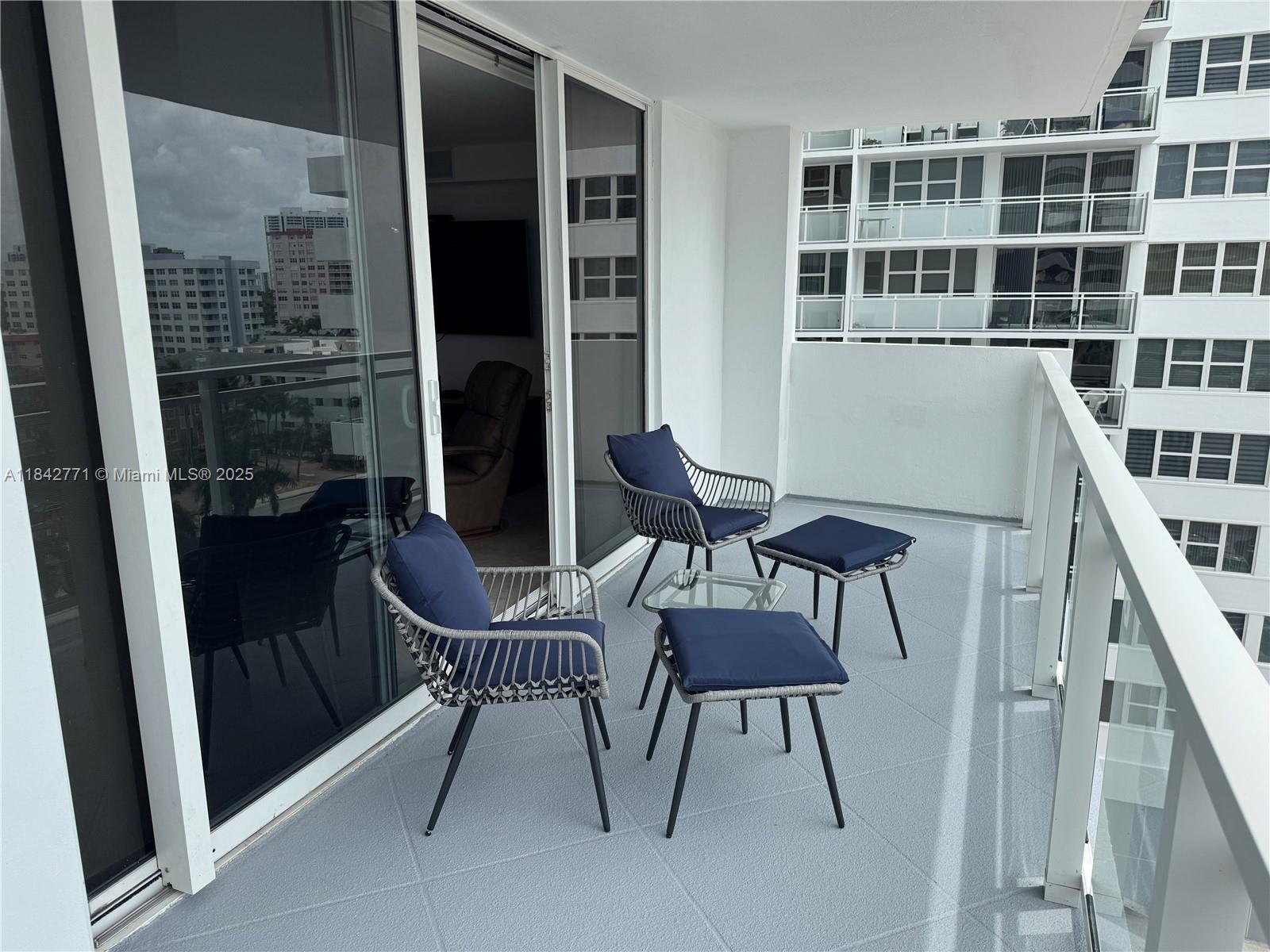 2030 S Ocean Dr 727