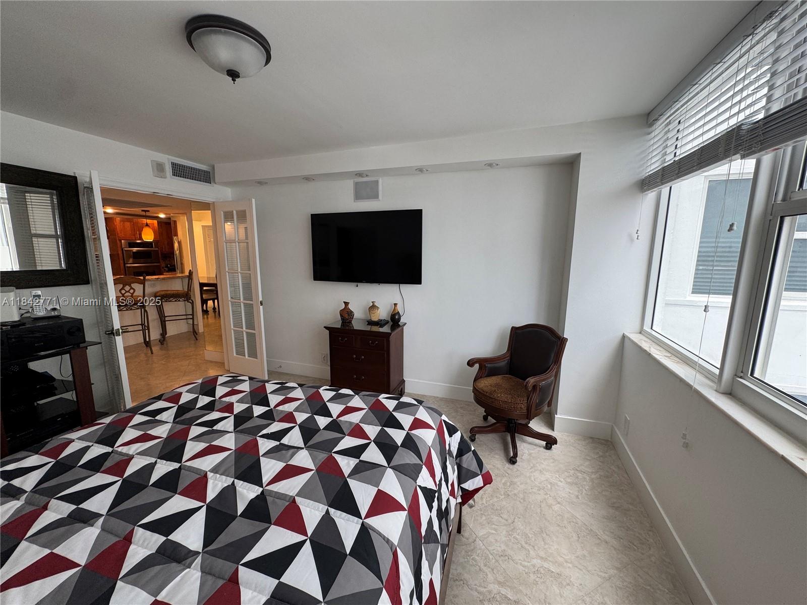 PARKER PLAZA CONDO ESTATE - Residential