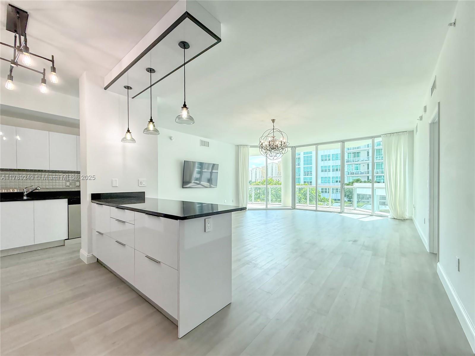 3131 NE 188th St 1-503