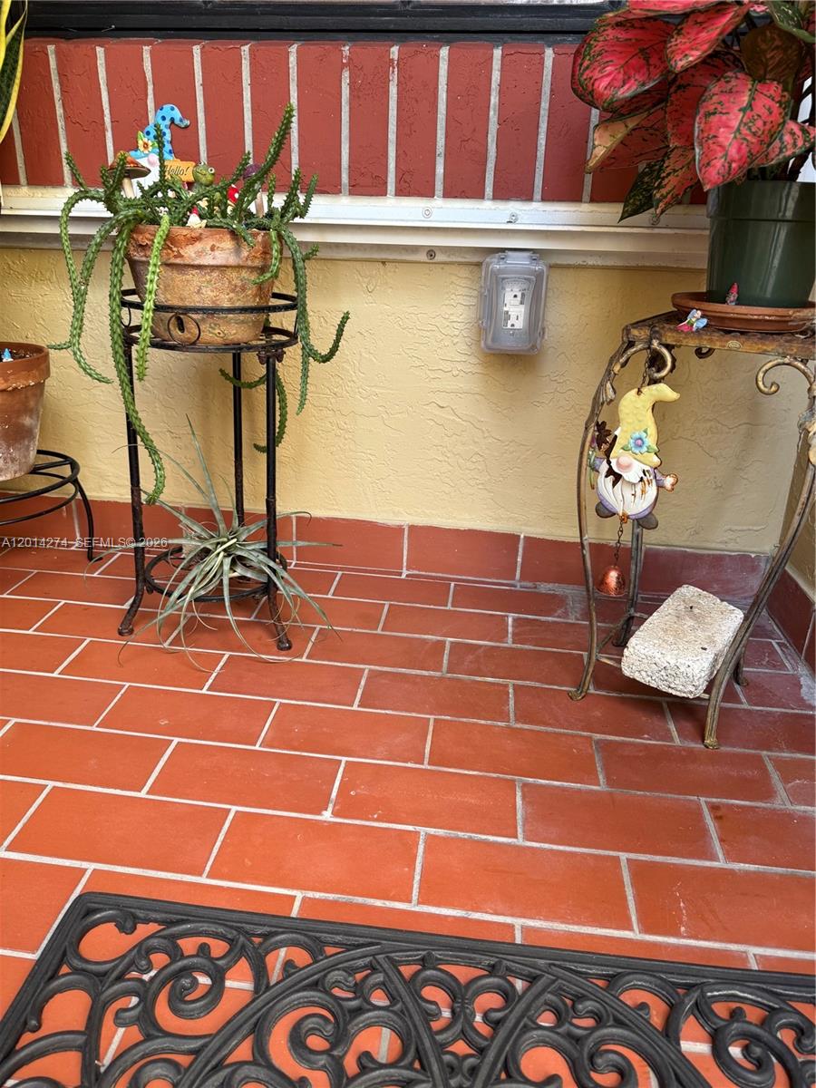 SPRINGFEVER - Residential