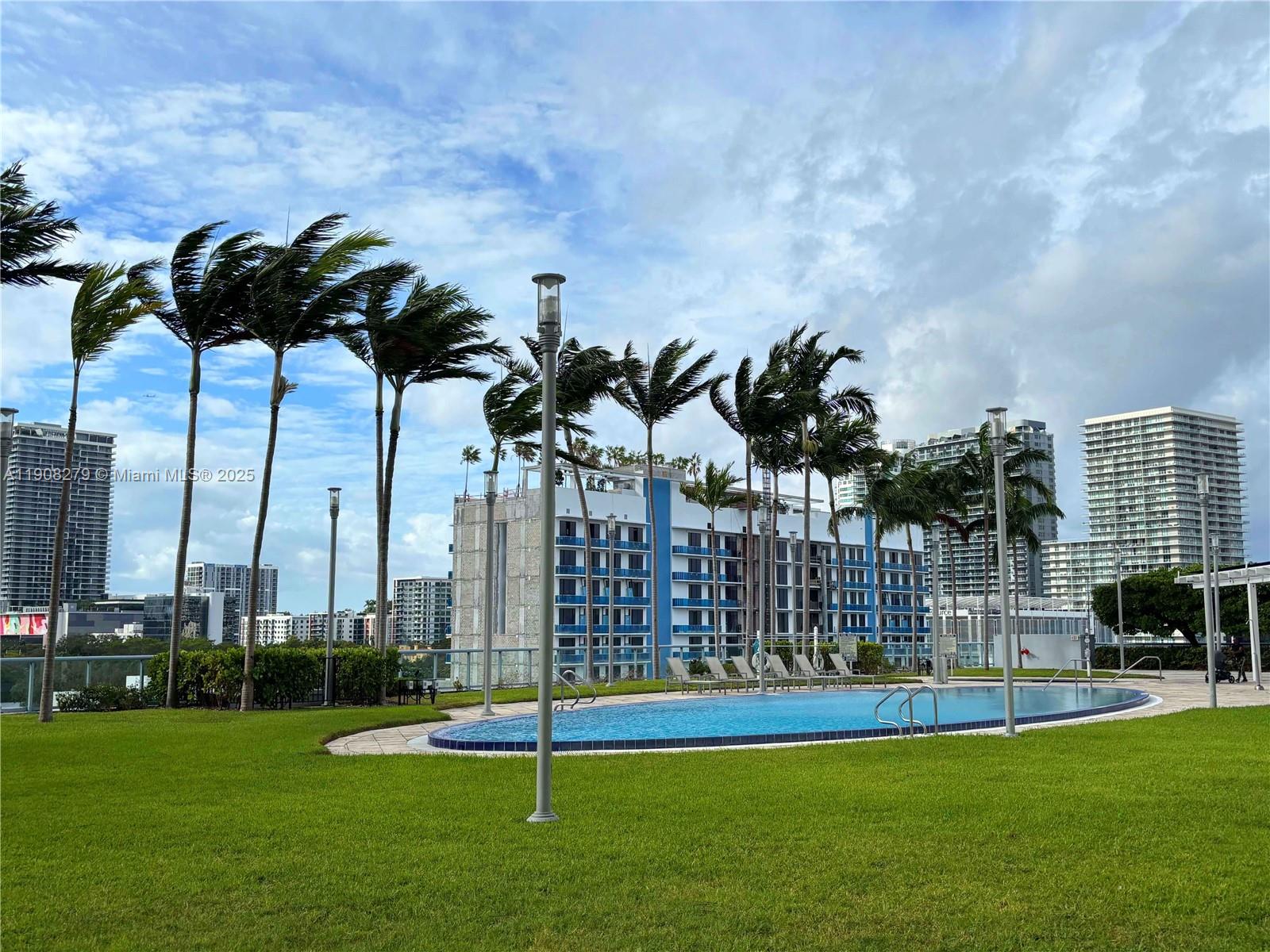 BLUE CONDO - Residential Lease