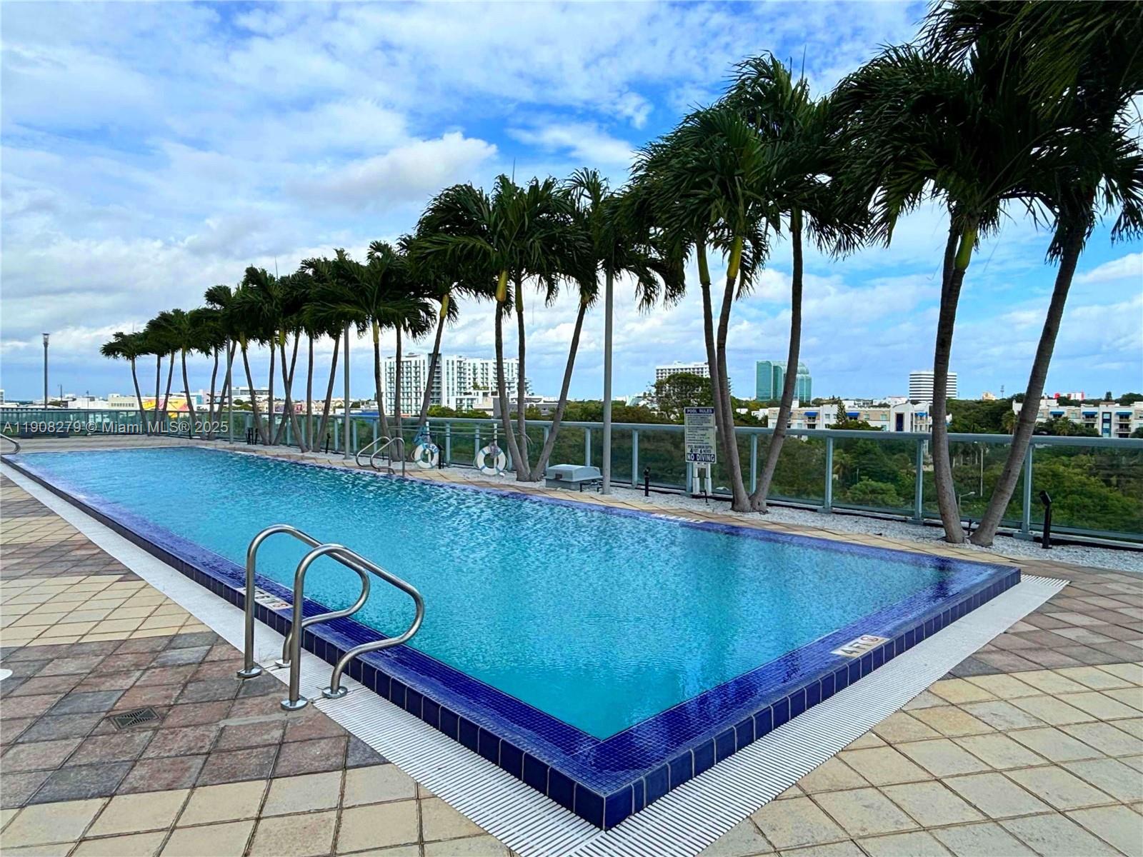 BLUE CONDO - Residential Lease