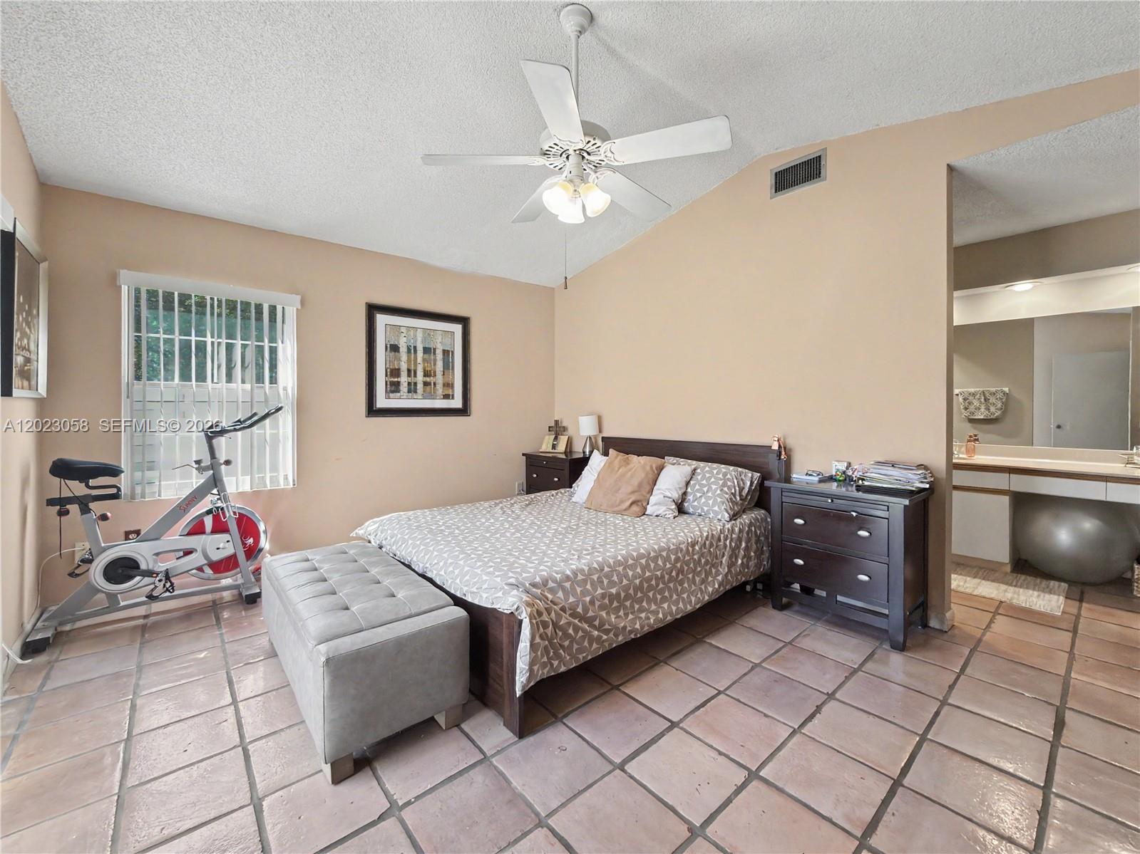 COUNTRY WALK TOWNHOUSES S - Residential