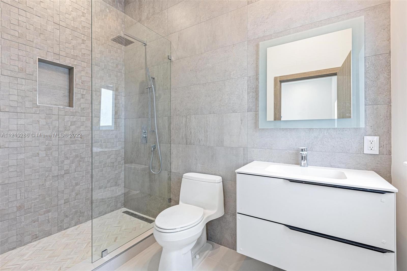 GALLOWAY GLENN ESTATES - Residential