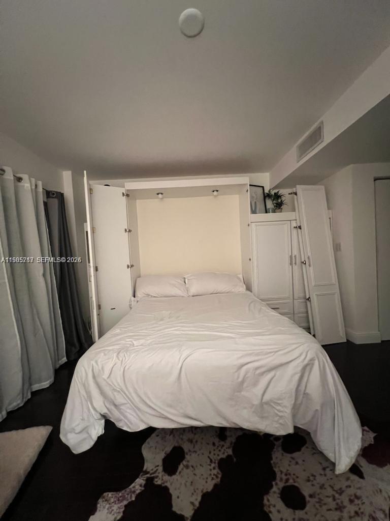 VILLAGGIO IN THE GROVE TO - Residential Lease