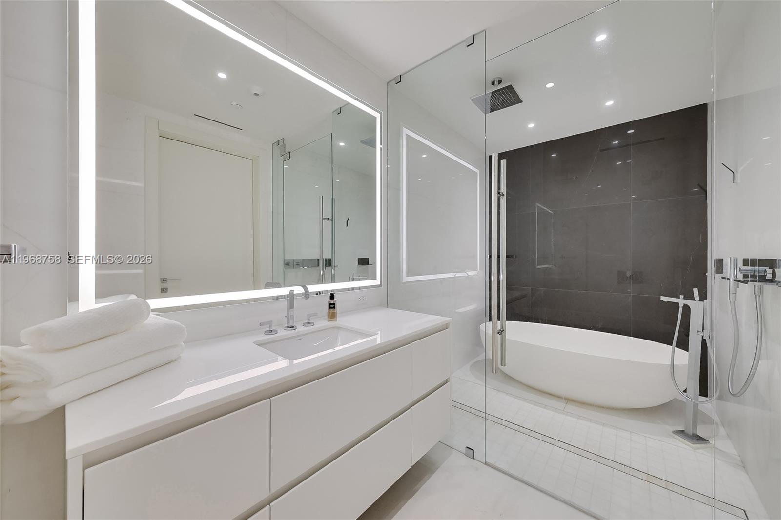 Aston Martin Residences - Residential