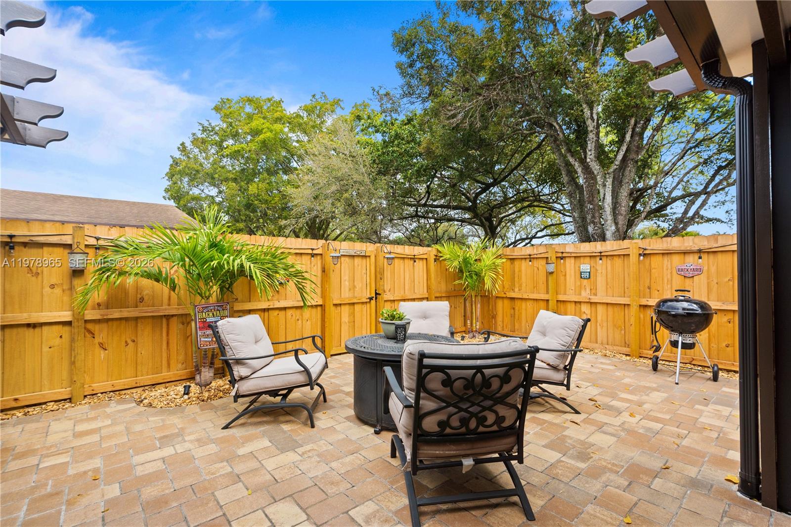 EVERGLADES SUGAR & LAND C - Residential