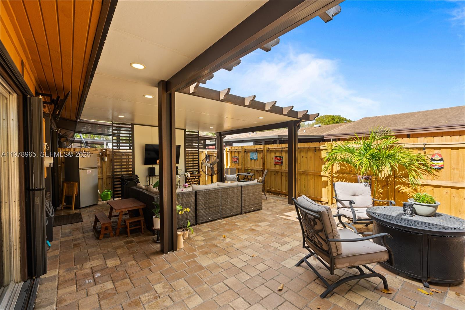 EVERGLADES SUGAR & LAND C - Residential