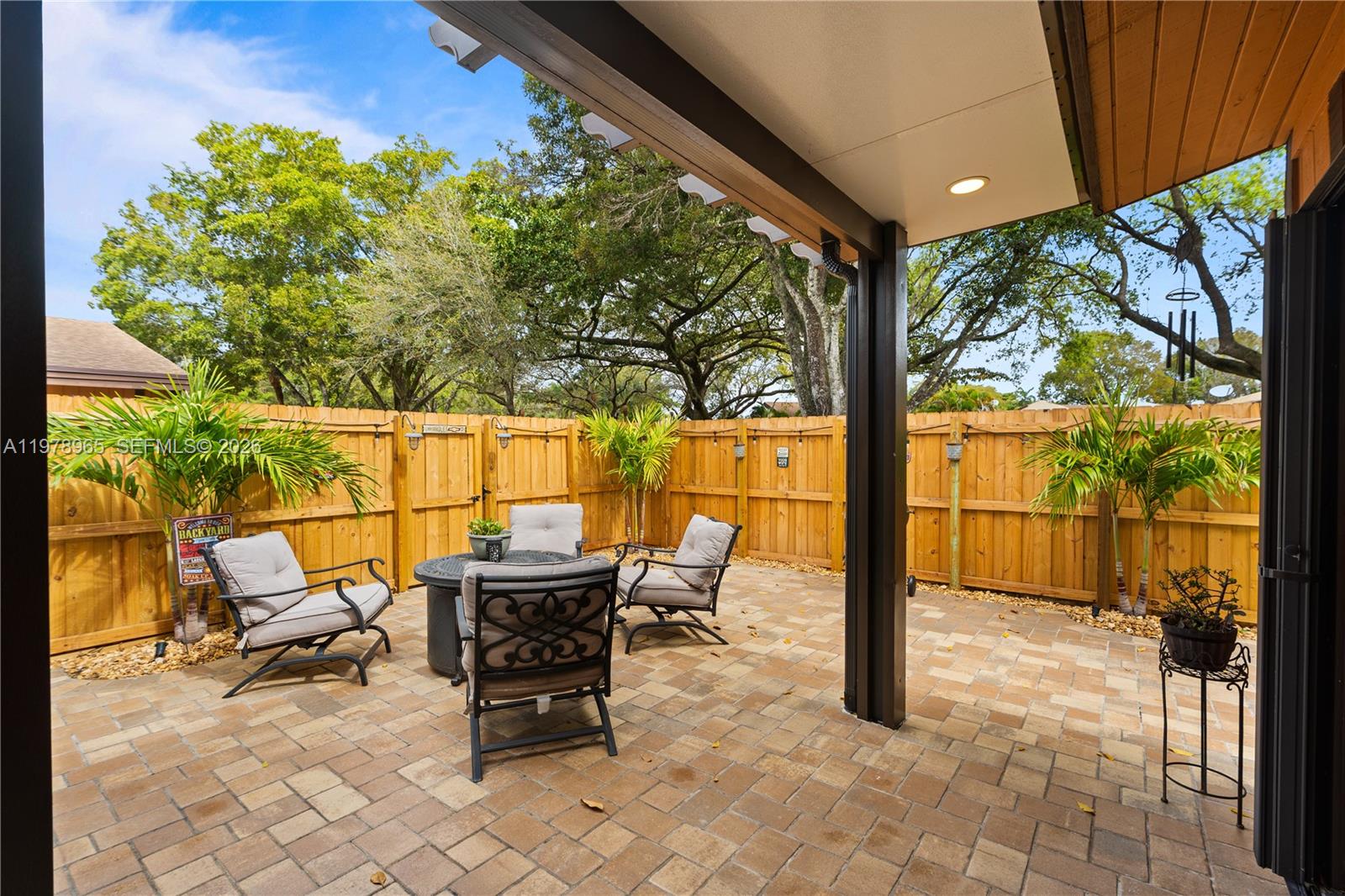 EVERGLADES SUGAR & LAND C - Residential