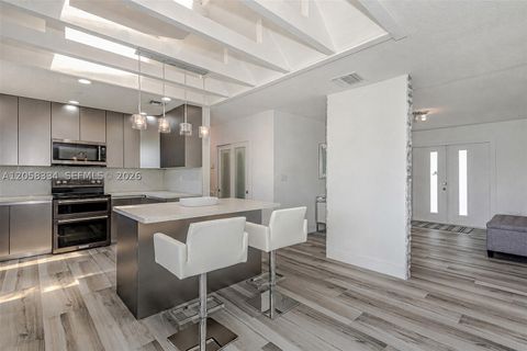 Tiny photo for 20950 NE 25th Ct, Miami, FL 33180 (MLS # A12058334)
