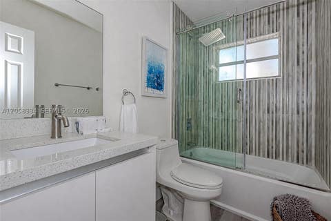 Tiny photo for 20950 NE 25th Ct, Miami, FL 33180 (MLS # A12058334)