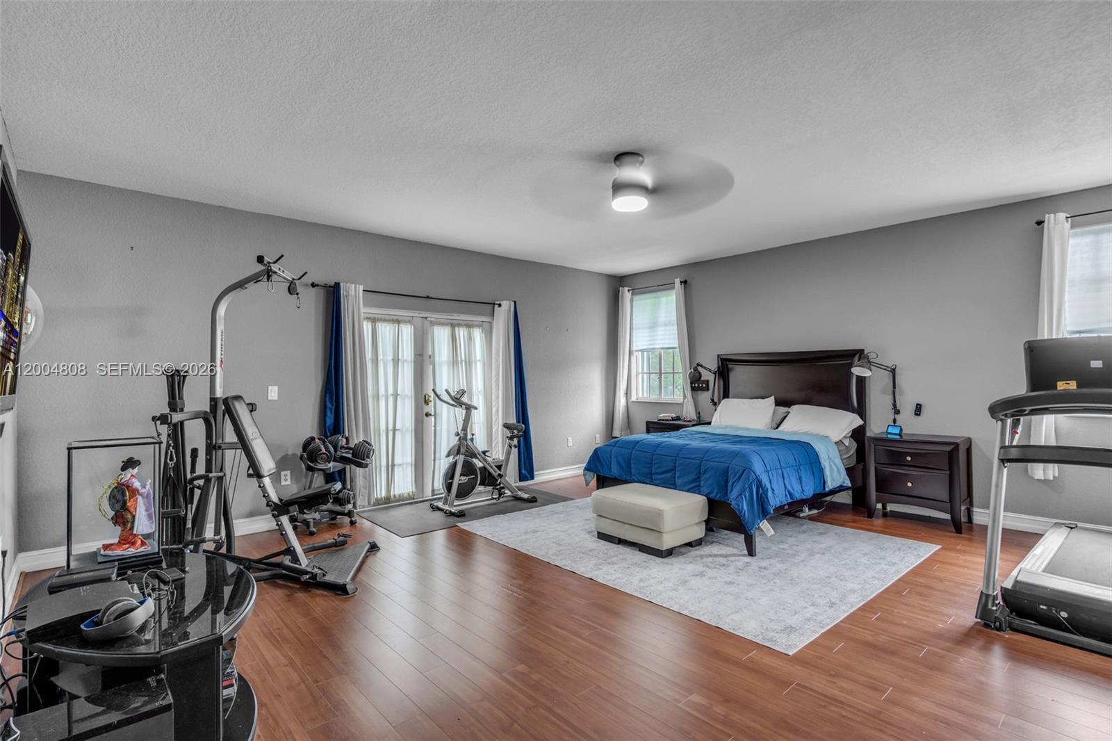 ROYAL LAKES 1ST ADDN - Residential