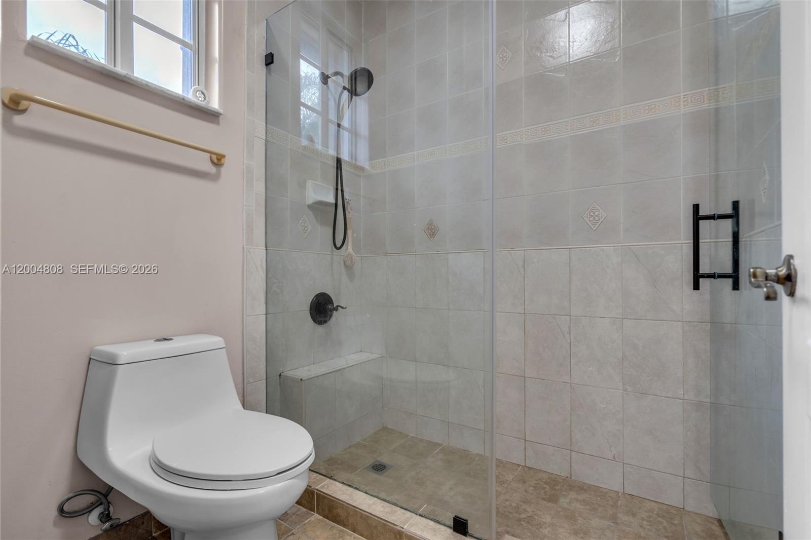 ROYAL LAKES 1ST ADDN - Residential