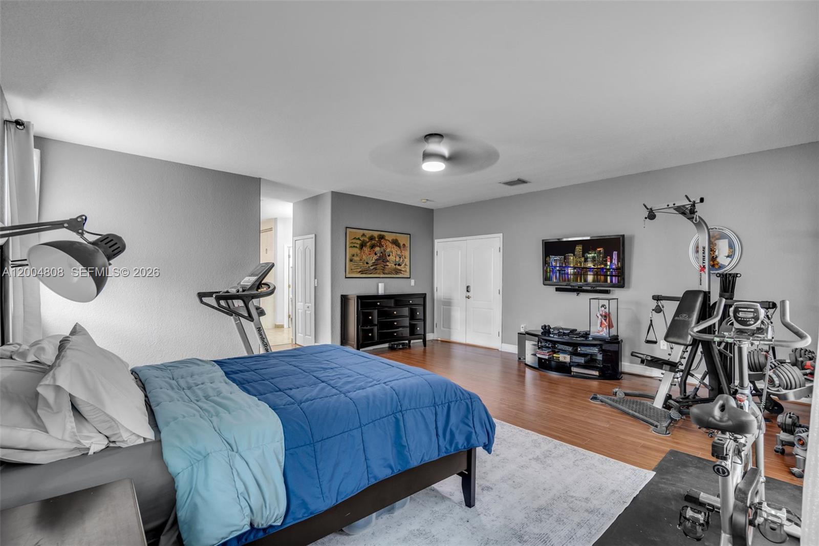 ROYAL LAKES 1ST ADDN - Residential