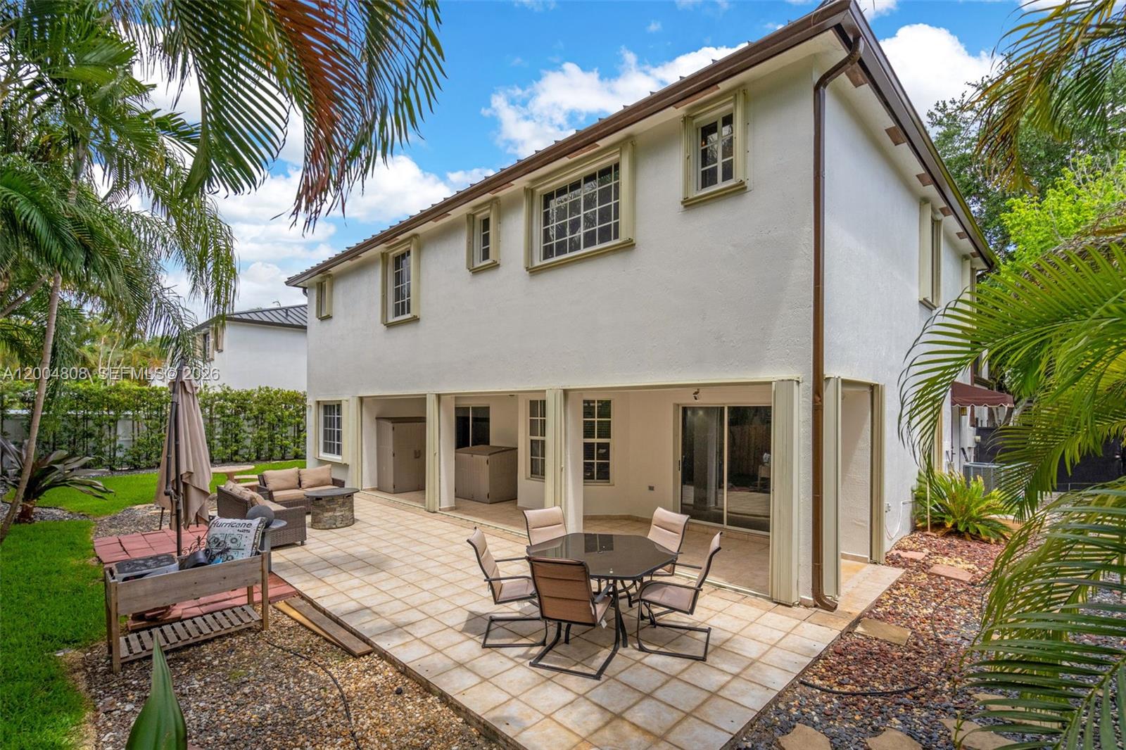 ROYAL LAKES 1ST ADDN - Residential