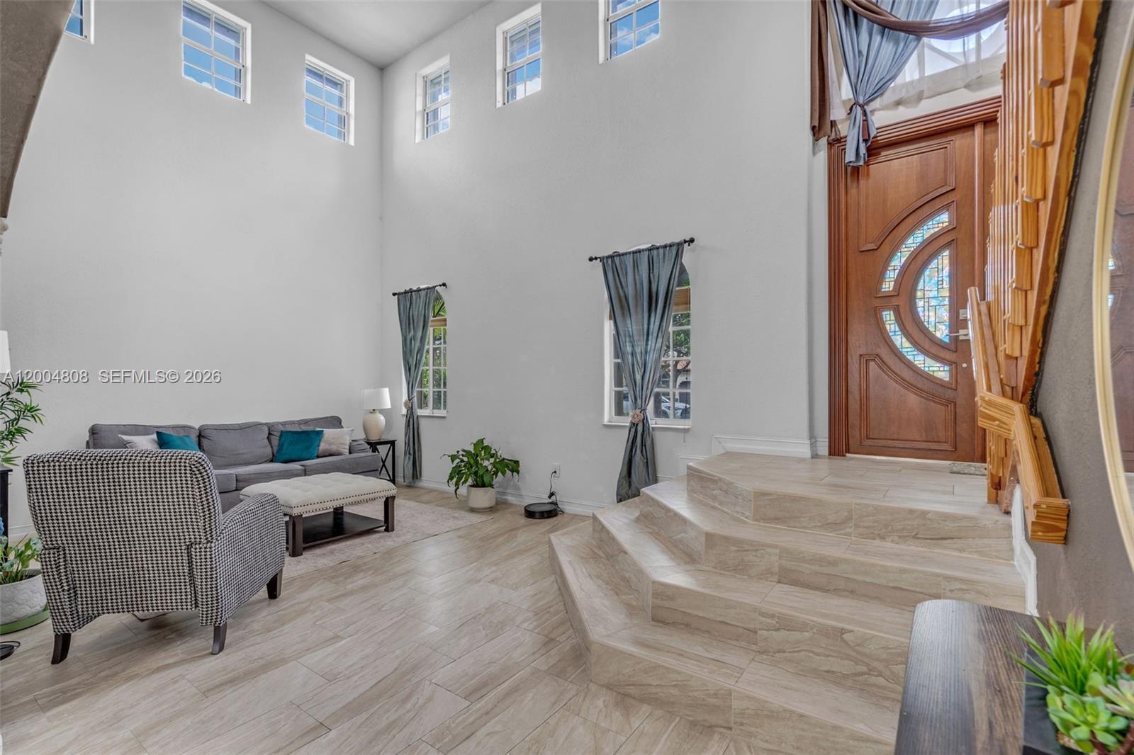 ROYAL LAKES 1ST ADDN - Residential