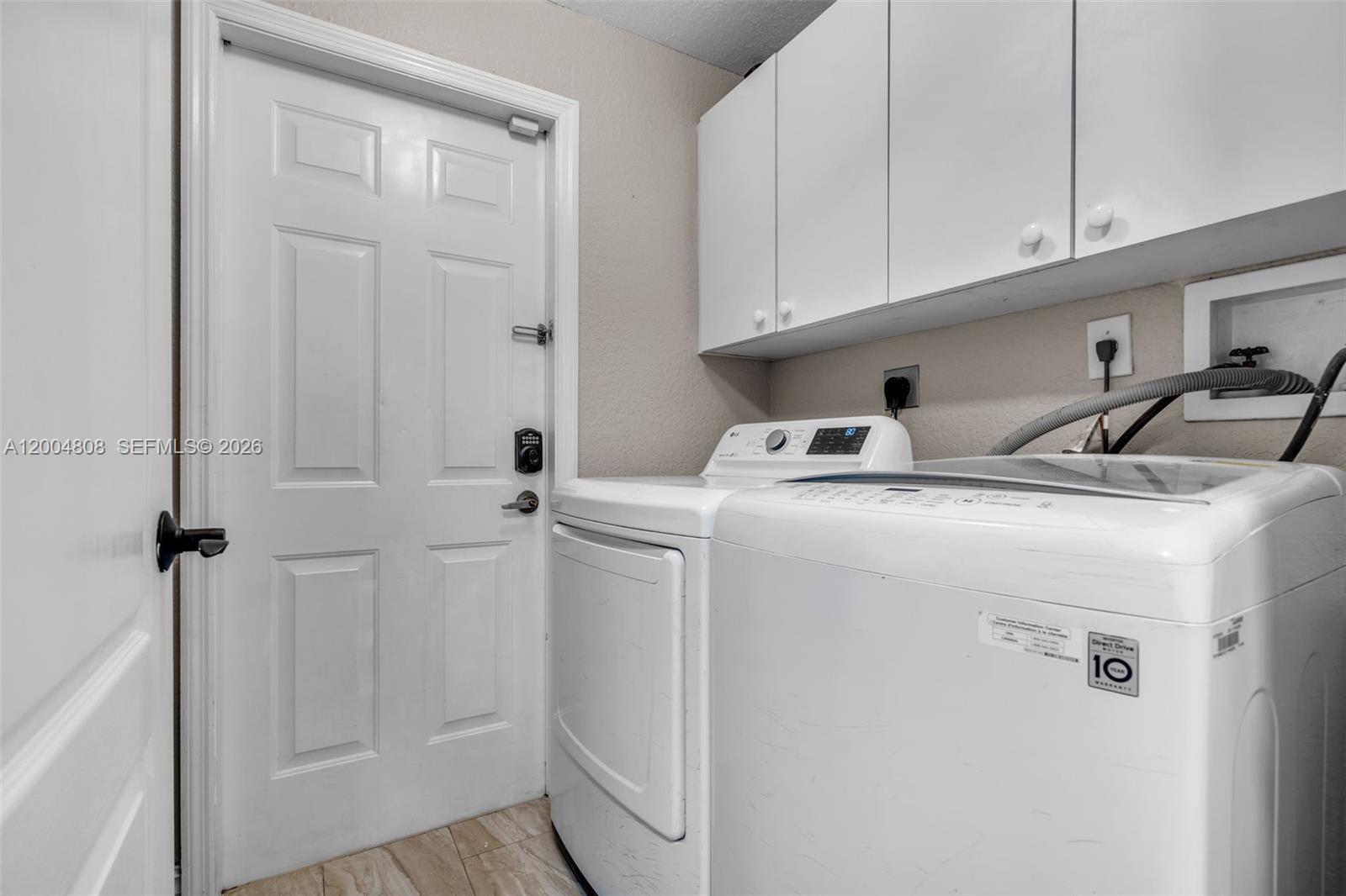 ROYAL LAKES 1ST ADDN - Residential