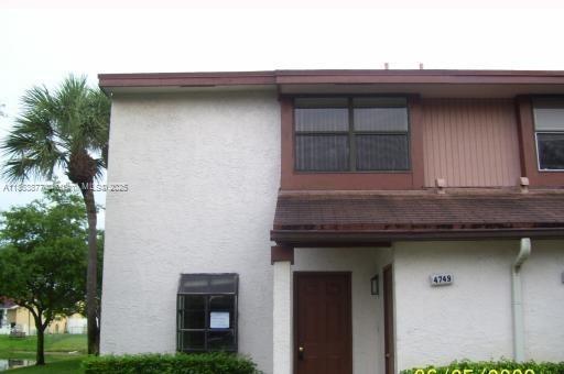 GREAT OPPORTUNITY TO RENT THIS GORGEOUS 2/2 IN EXCELLENT CONDITION, READY TO MOVE IN, REMODELED WITH NEW FLOORS, WONT LAST. EXCELLENT LOCATION BLOCKS FROM EXPRESWAY, BLOCKS FROM AVENTURA MALL AND SHOPPING CENTERS