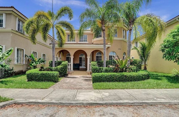 27562 SW 139TH PL, HOMESTEAD, FL 33032 - Image f0ce54eec6d862cceeeea9e743a07d8b/1173873224