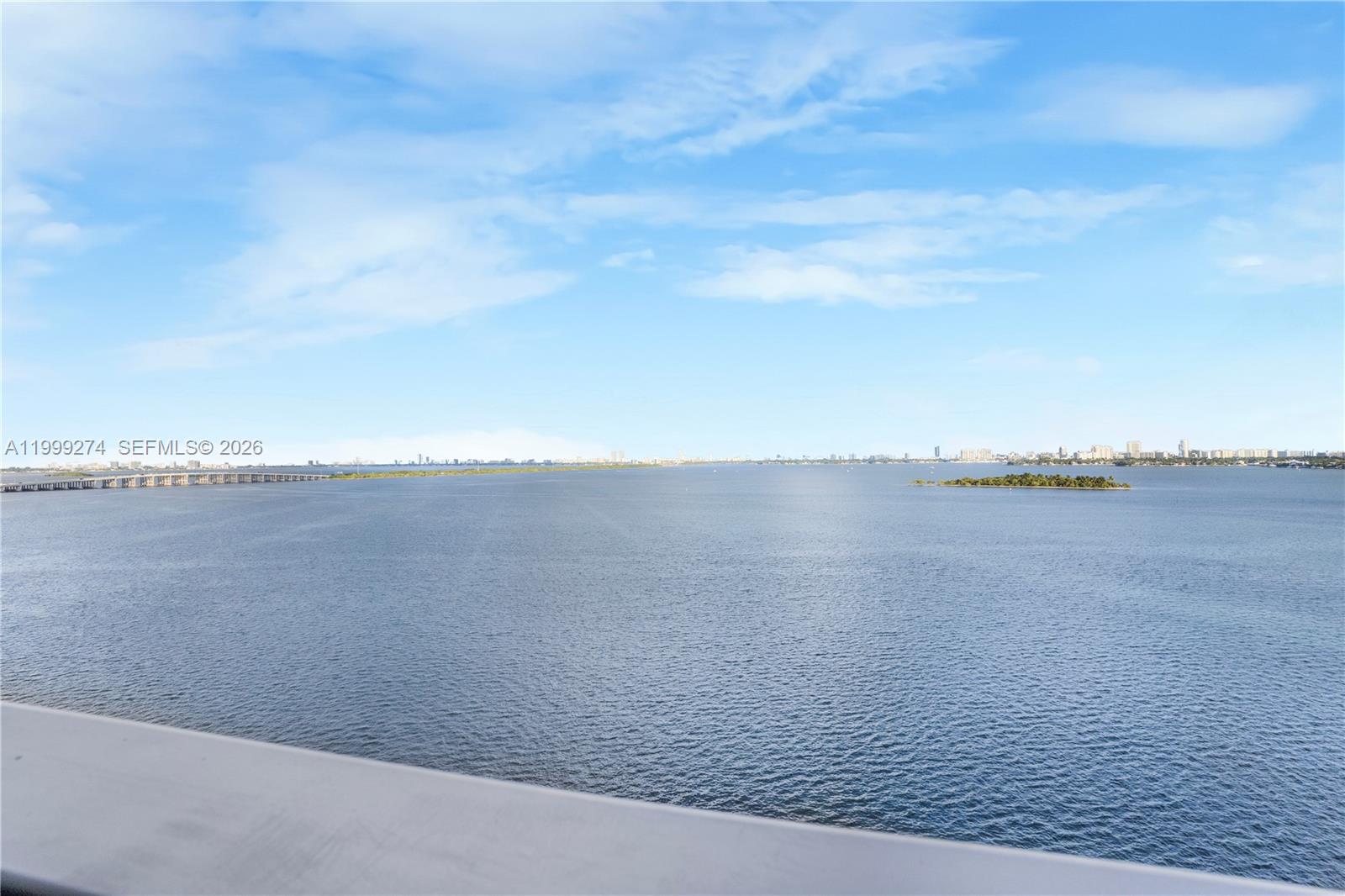 ARIA RESERVE SOUTH TOWER - Residential Lease