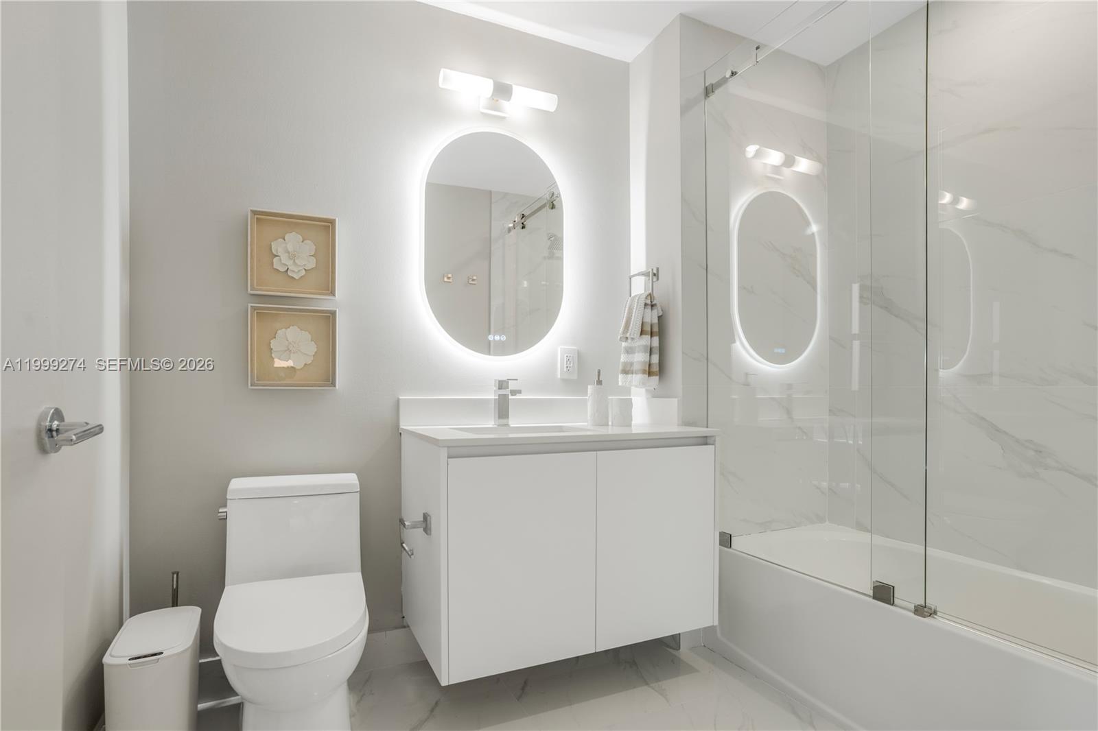 ARIA RESERVE SOUTH TOWER - Residential Lease