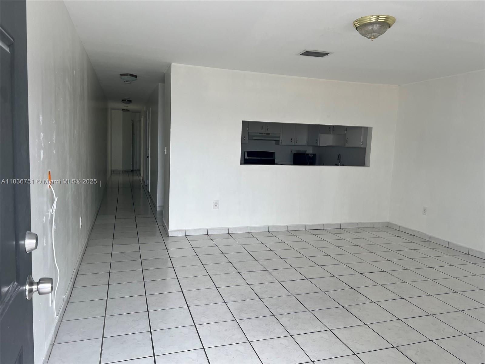 11710 NW South River Dr 302