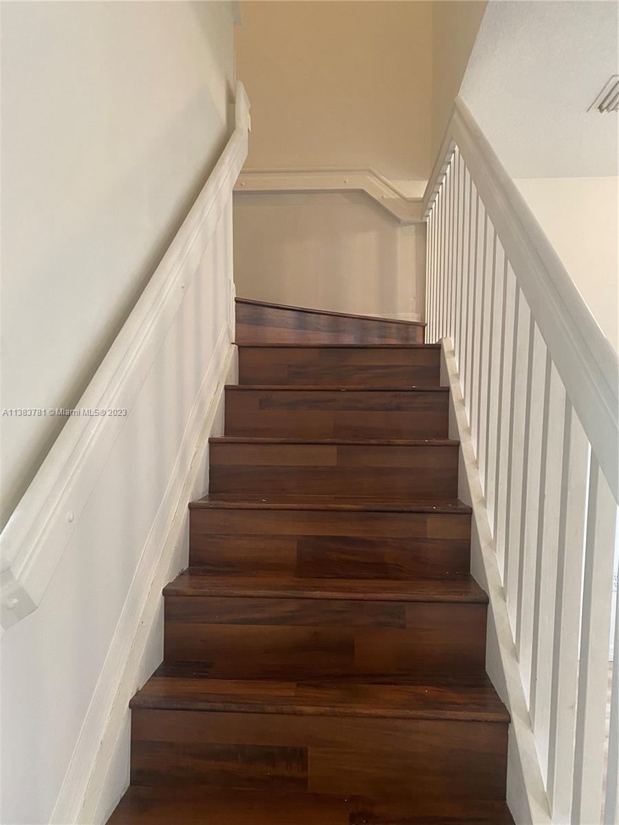 VENETIA GROVE - Residential