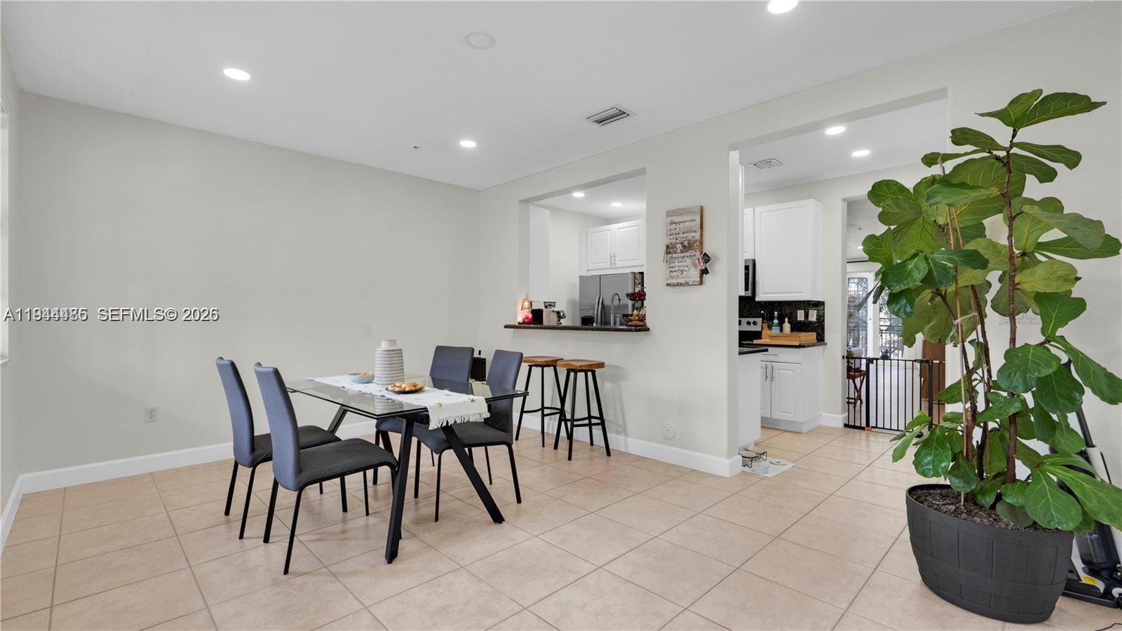 COBBLESTONE CONDO - Residential