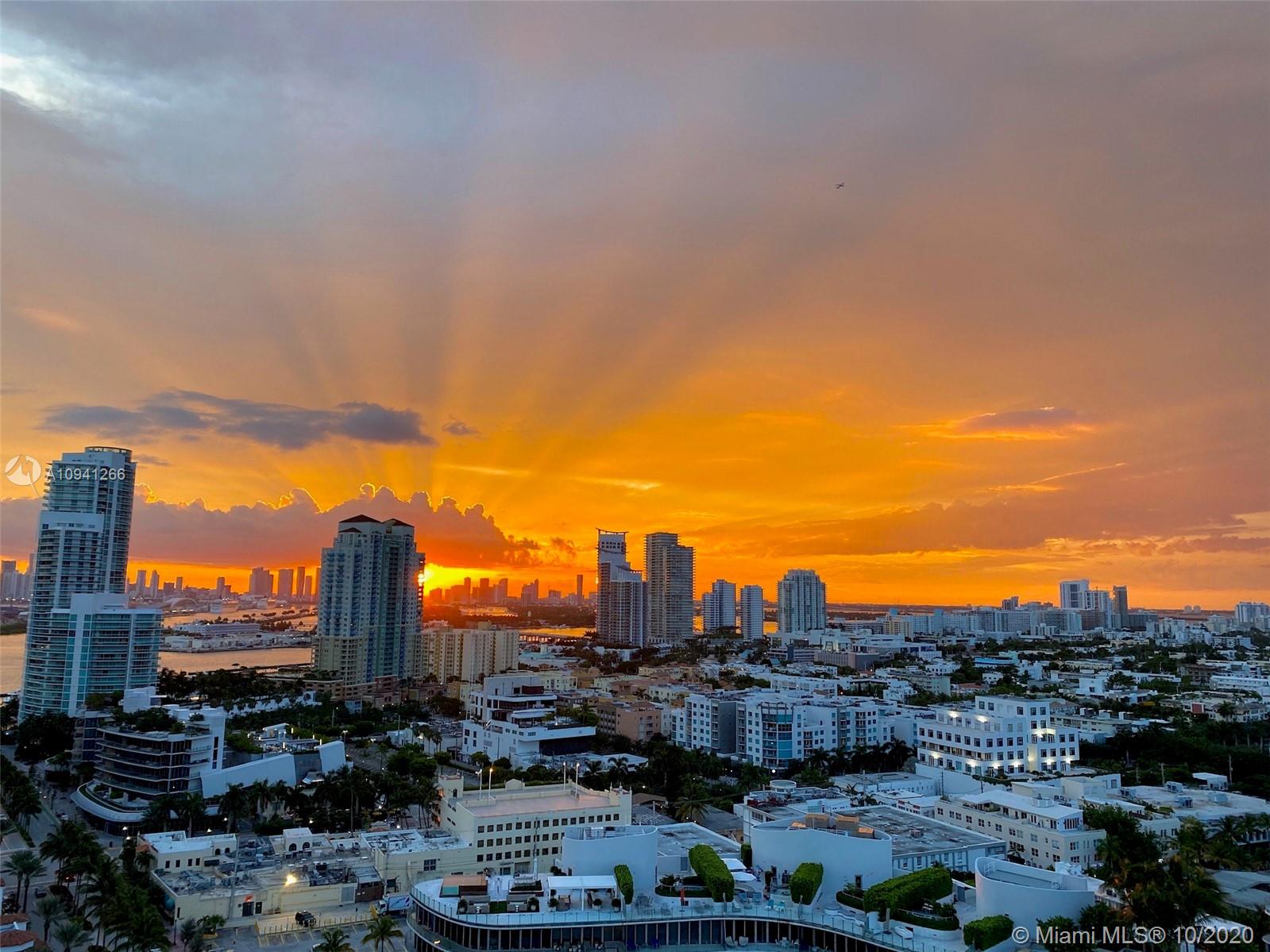 CONTINUUM ON SOUTH BEACH - Residential