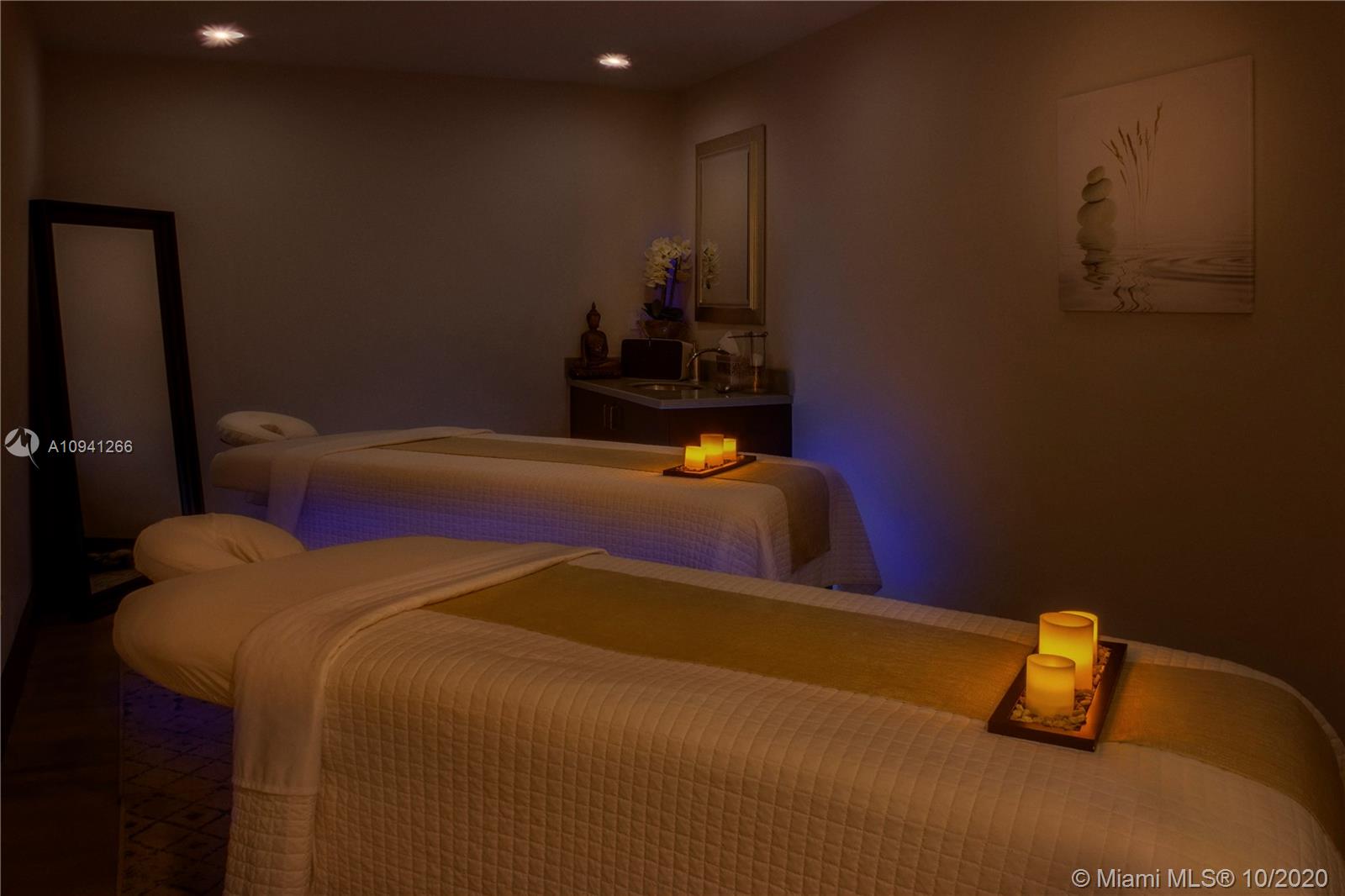 CONTINUUM ON SOUTH BEACH - Residential