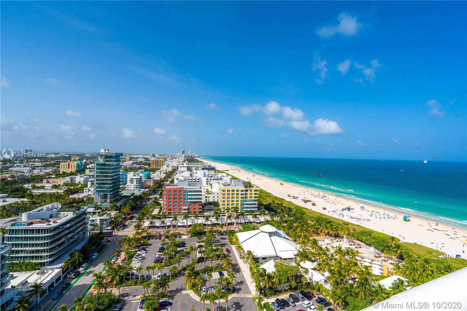 CONTINUUM ON SOUTH BEACH - Residential