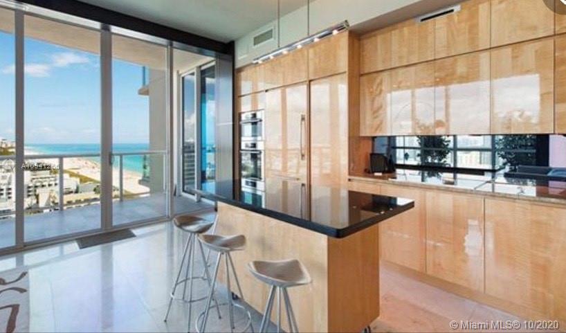 CONTINUUM ON SOUTH BEACH - Residential