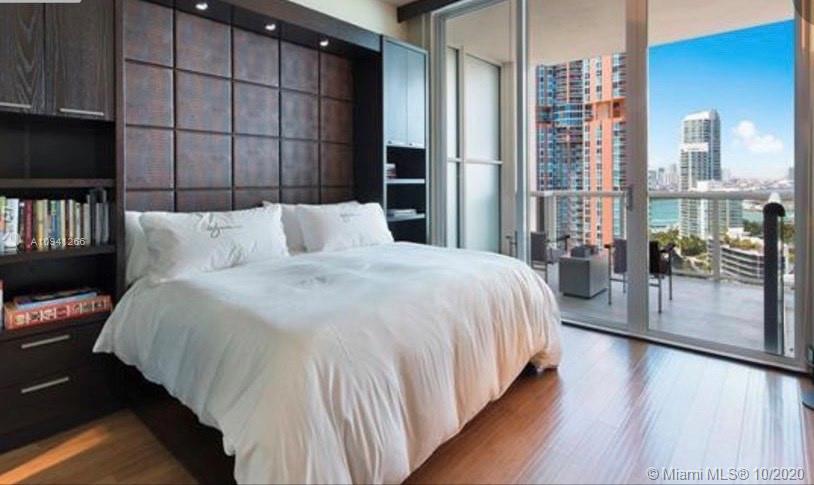 CONTINUUM ON SOUTH BEACH - Residential