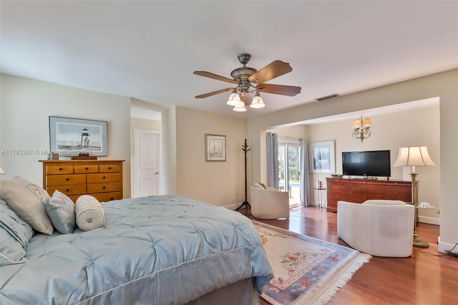 Palmetto Bay, Florida 33157, United States, 4 Bedrooms Bedrooms, ,3 BathroomsBathrooms,Residential,Active,109605