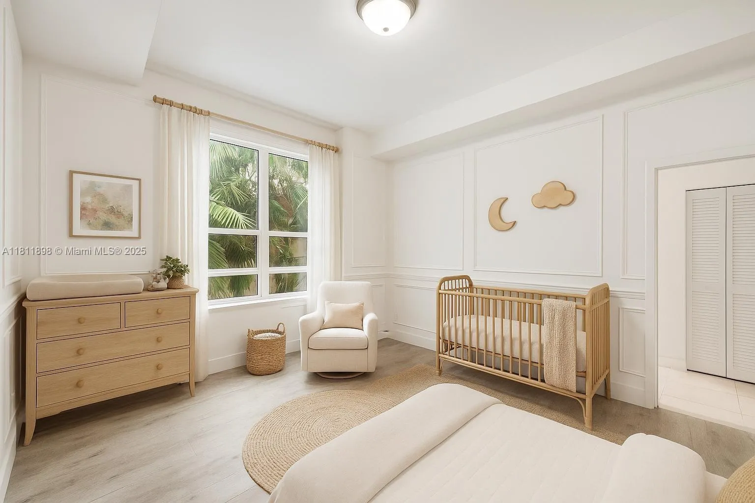 Miami, Florida 33131, United States, 2 Bedrooms Bedrooms, ,3 BathroomsBathrooms,Residential,Active,139704