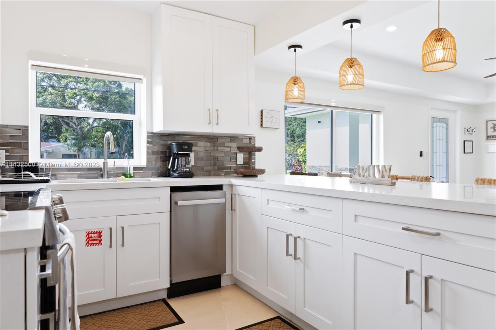 FLORAL RIDGE - Residential Lease