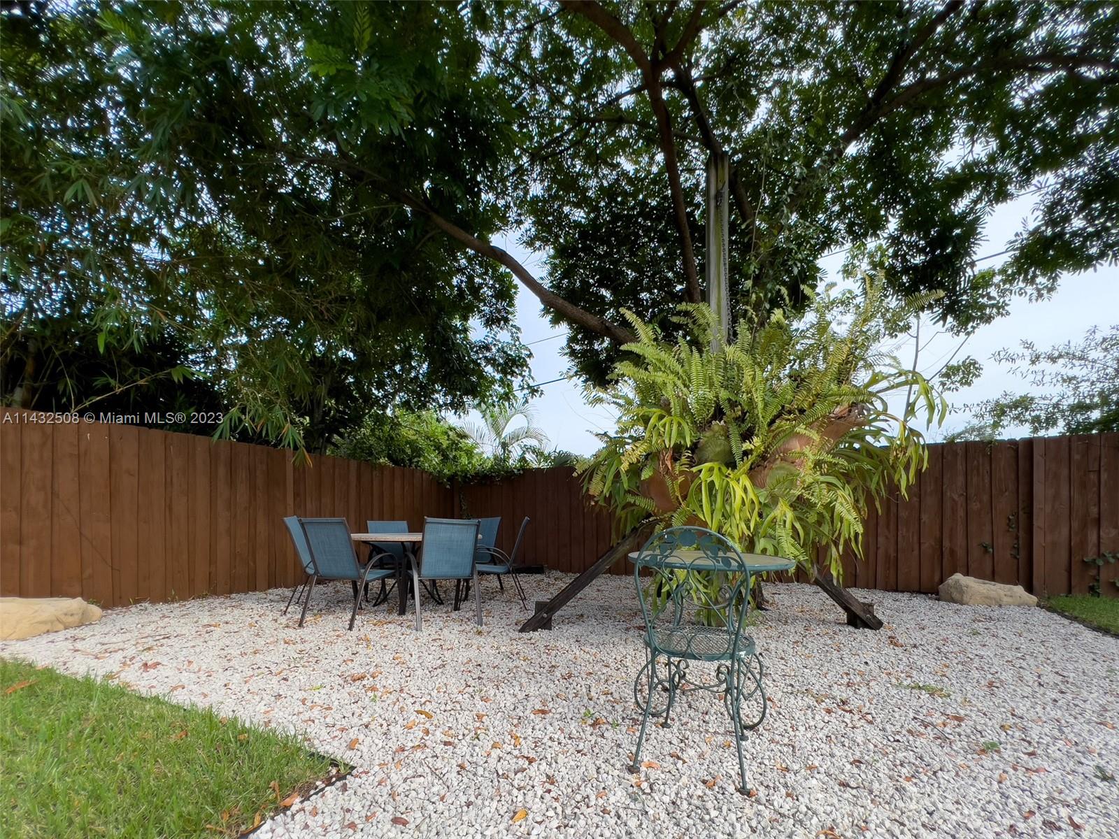 FLORAL RIDGE - Residential Lease