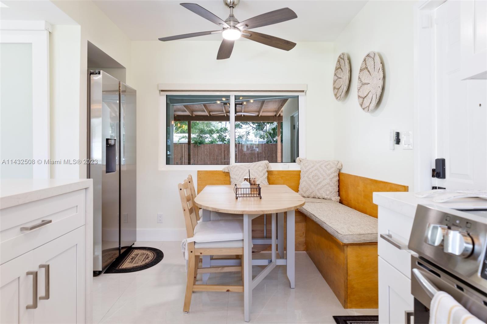 FLORAL RIDGE - Residential Lease