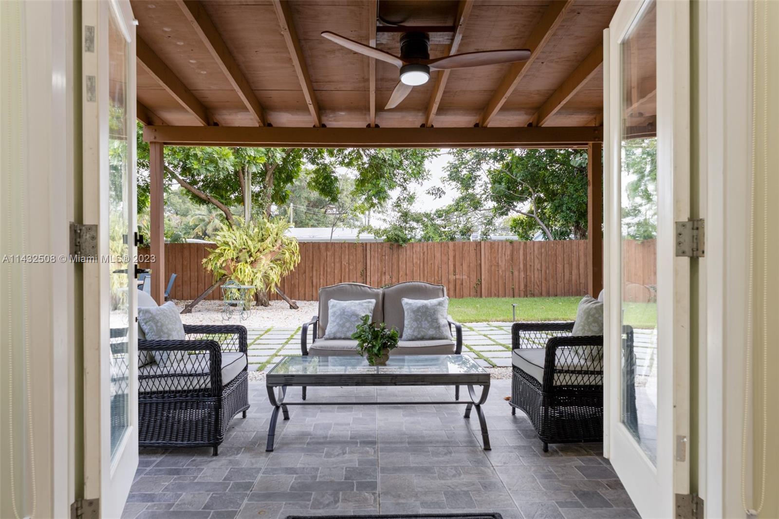 FLORAL RIDGE - Residential Lease