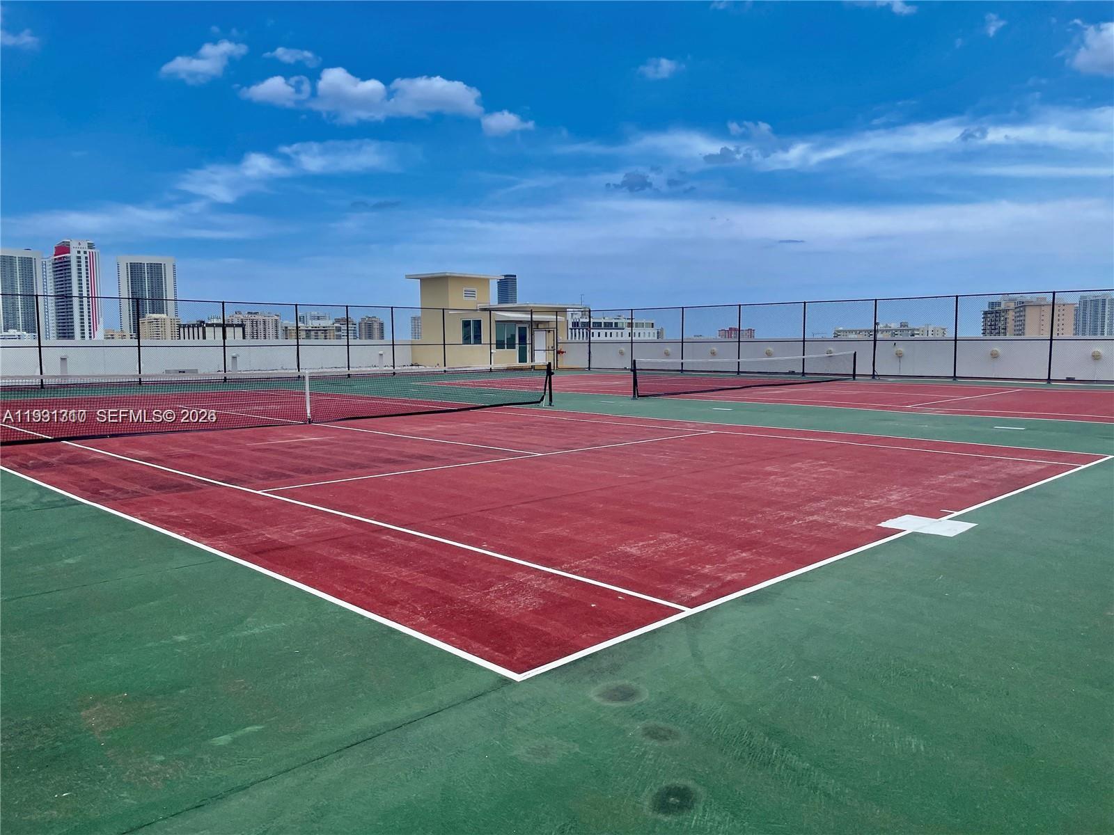 DUO CONDOMINIUM WEST - Residential