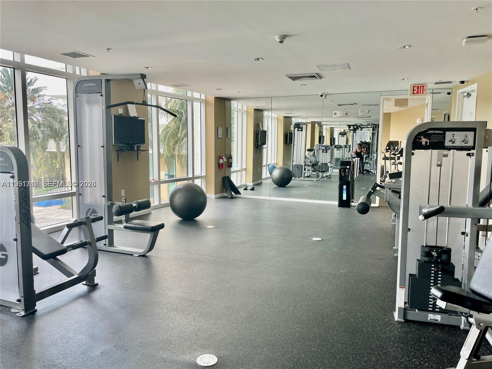 DUO CONDOMINIUM WEST - Residential