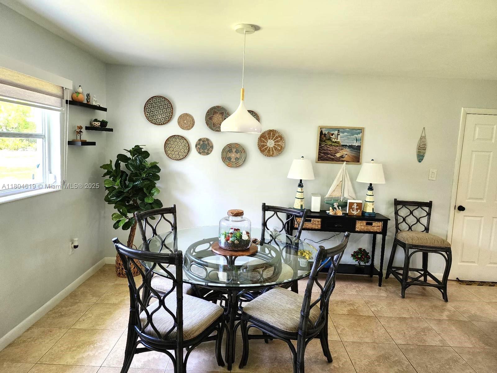 BLVD HTS SHOPPING CENTER - Residential