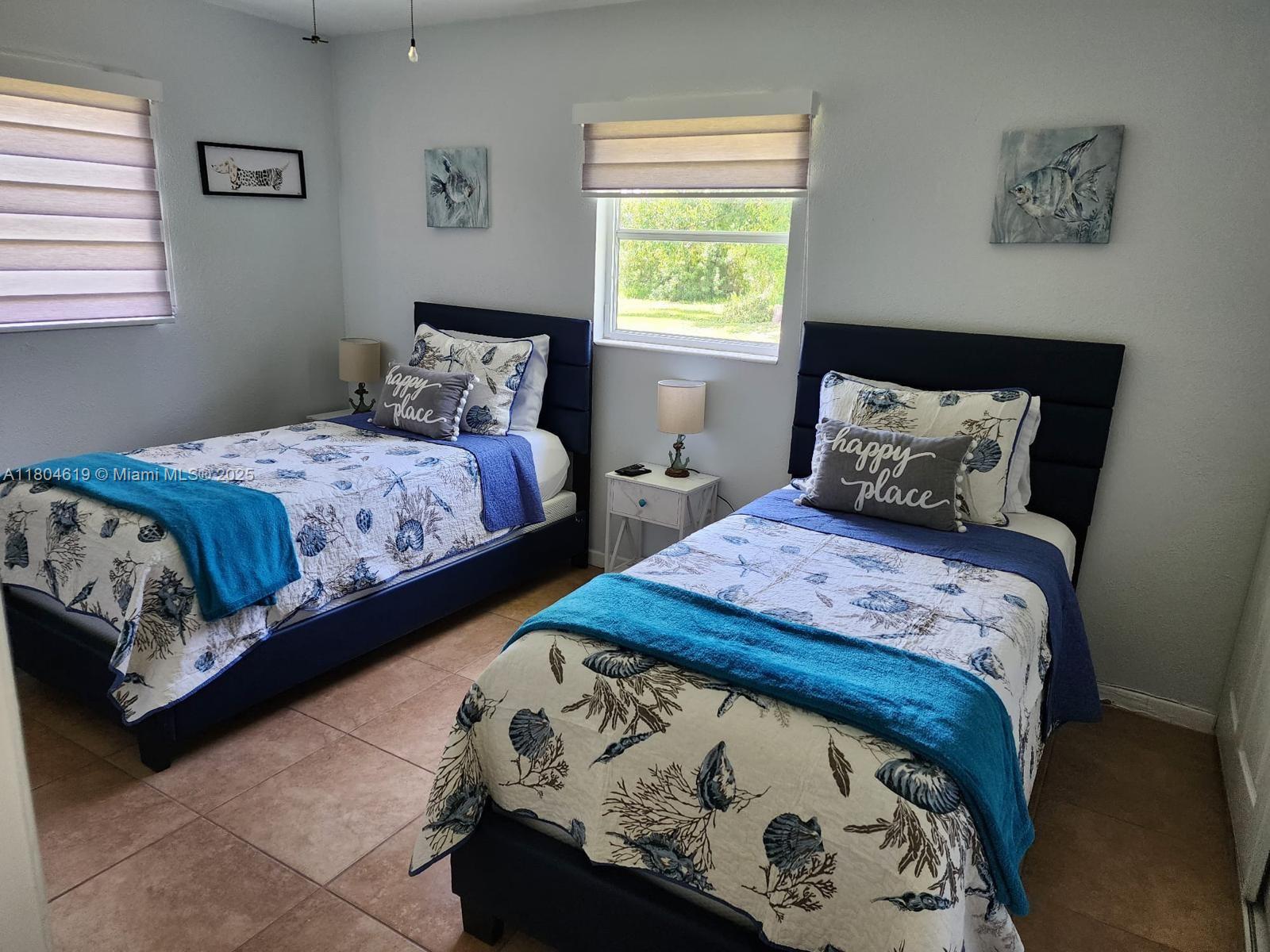 BLVD HTS SHOPPING CENTER - Residential