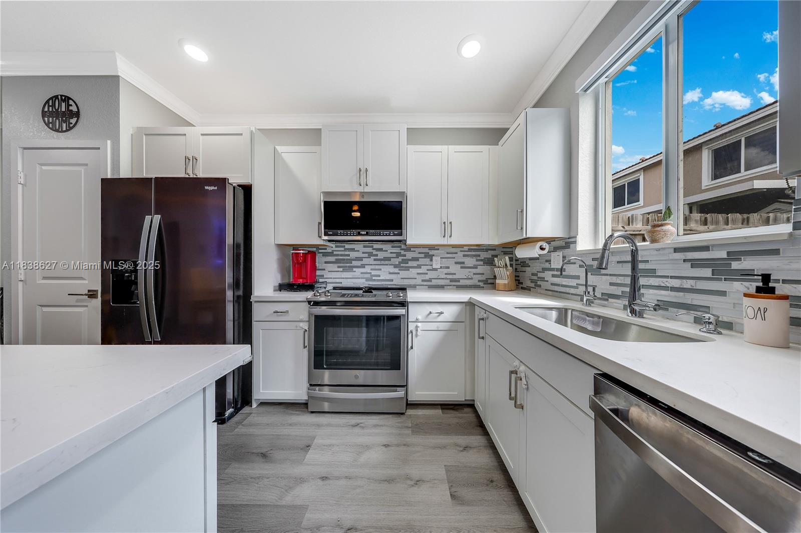 1079 SE 23rd Ter