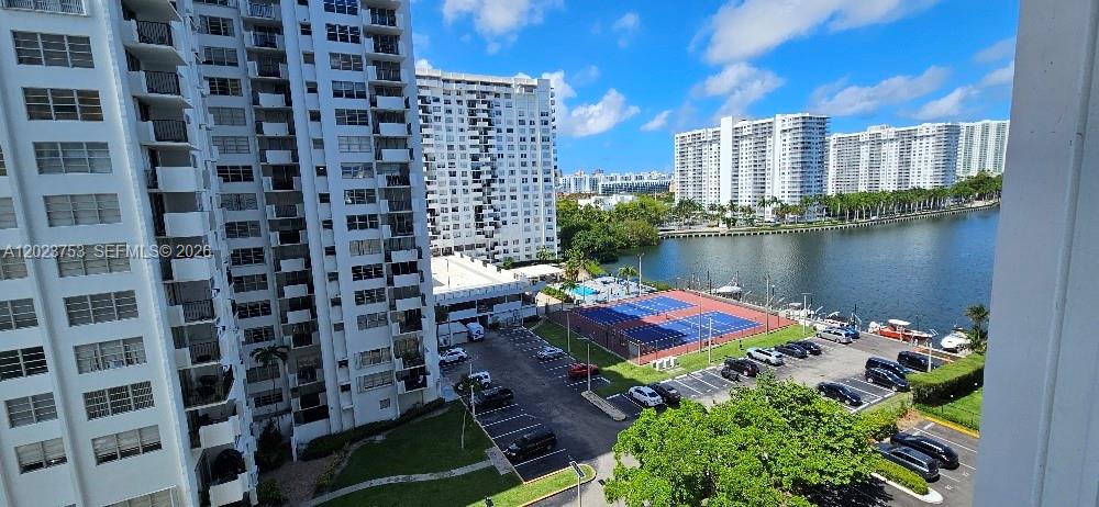 DEL PRADO MARINA - Residential
