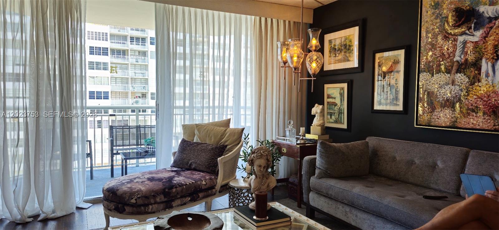 DEL PRADO MARINA - Residential