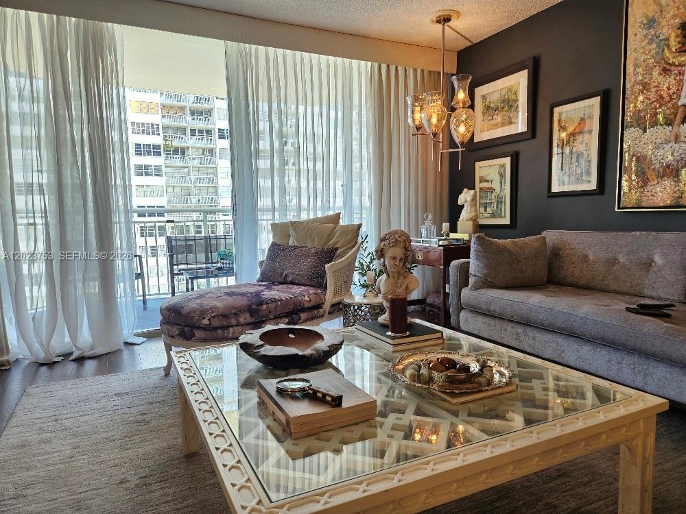 DEL PRADO MARINA - Residential